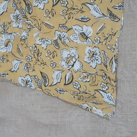 DISSH Size 8 Yellow floral summer dress - Picture 3 of 3